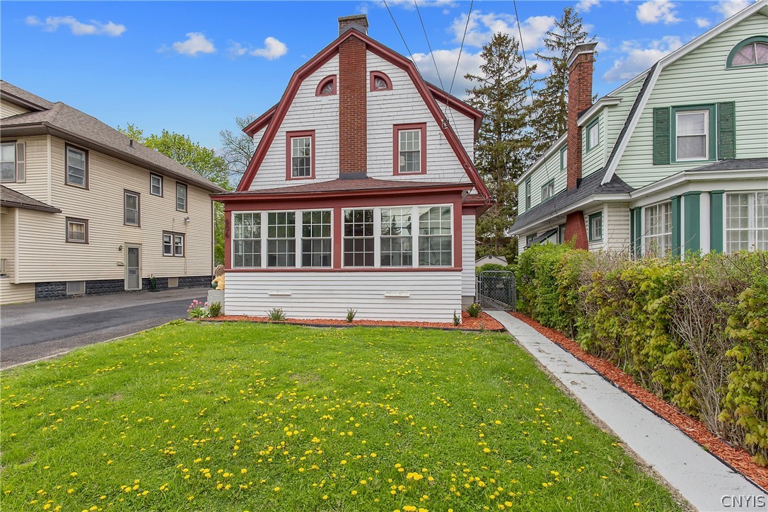 606 Seeley Road