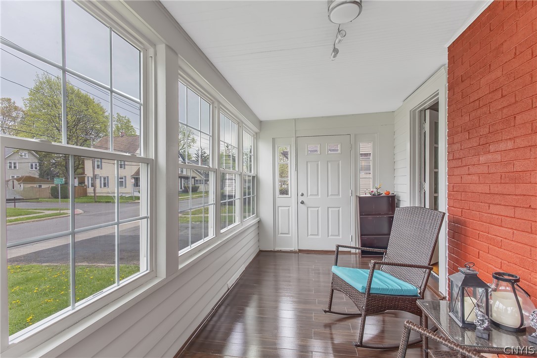 606 Seeley Road