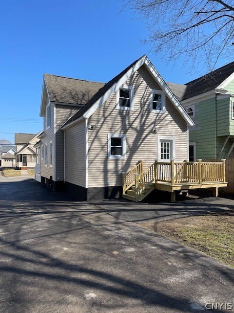 128 Freeman Avenue