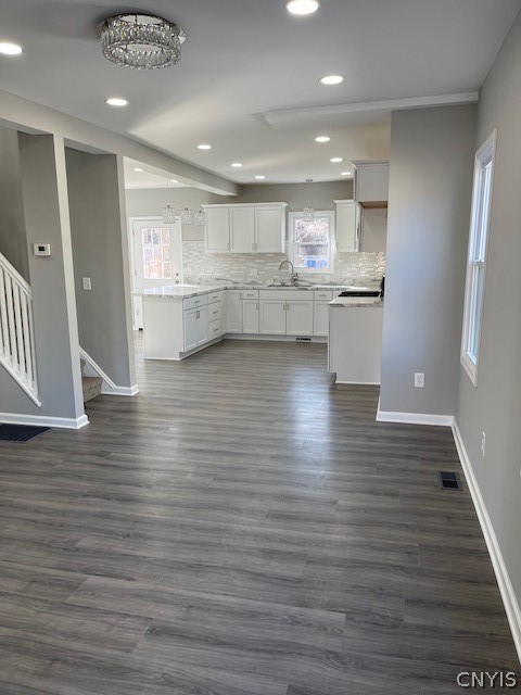 128 Freeman Avenue