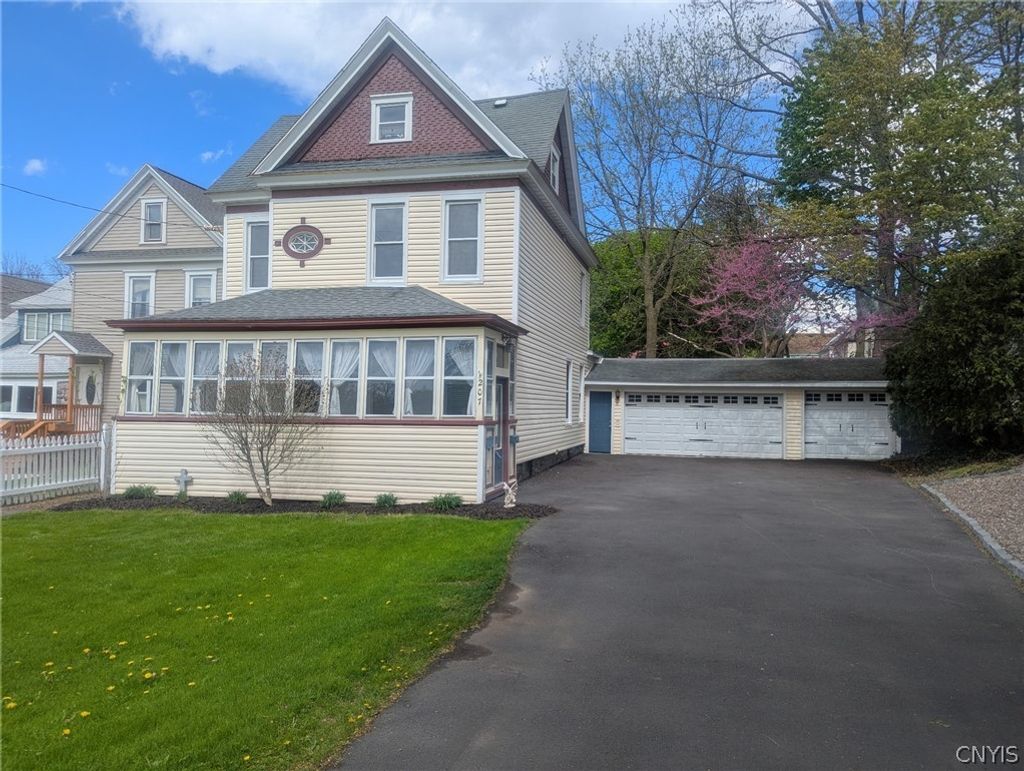 Photo of 207 S AVERY Avenue, Syracuse, NY 13204 (MLS # S1679626)
