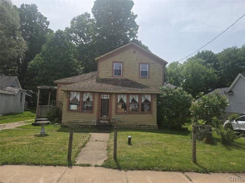 Homes For Sale - 816 Utica Street<br/> Fulton, NY 13069