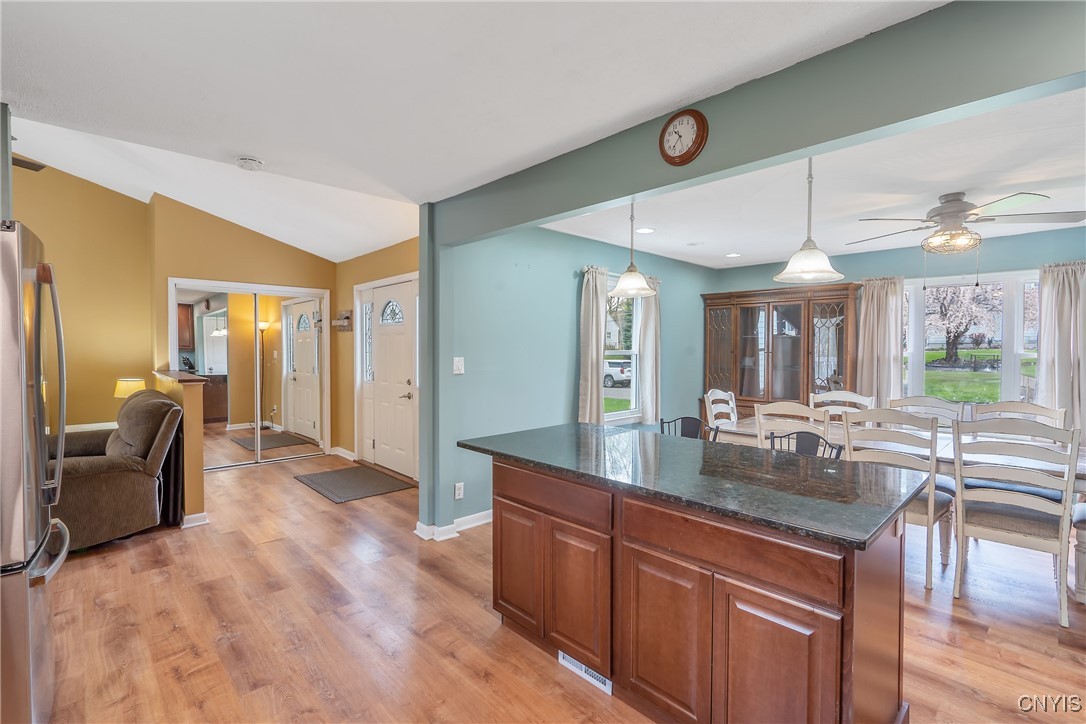 506 Richards Road, Camillus, New York image 13