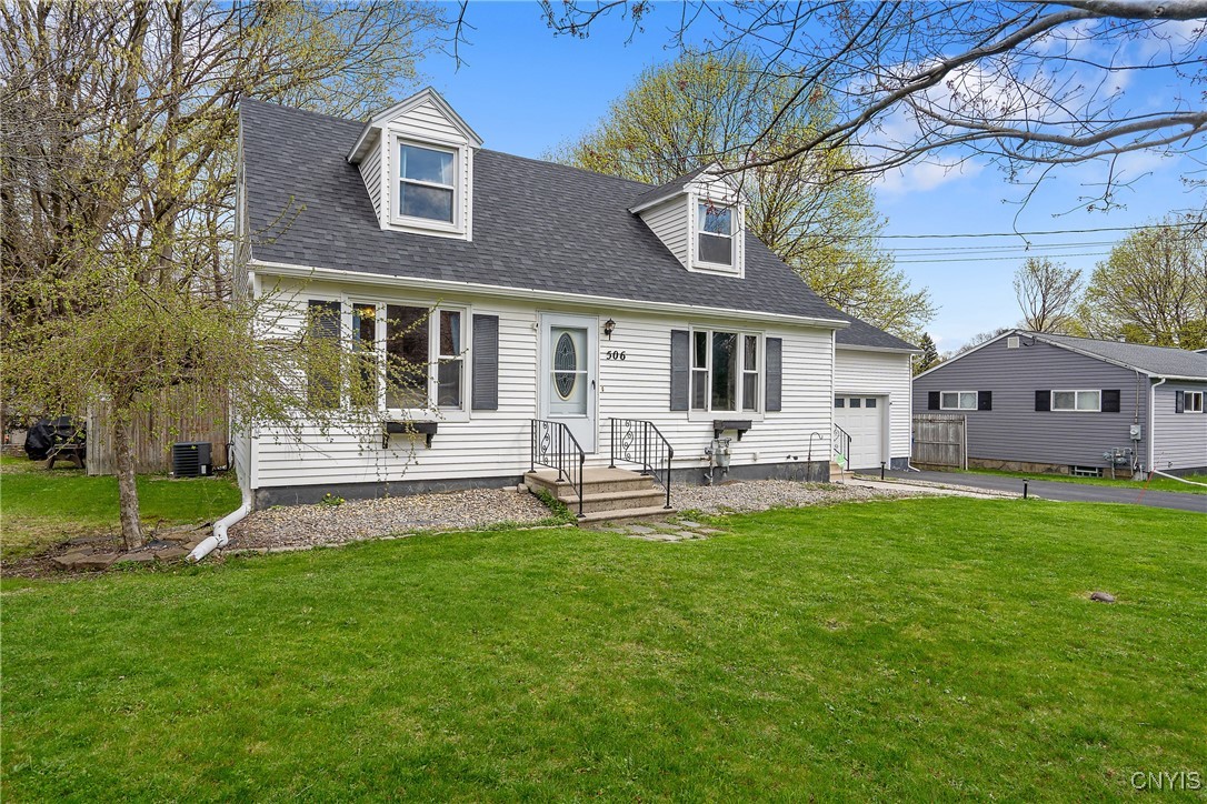 506 Richards Road, Camillus, New York image 2