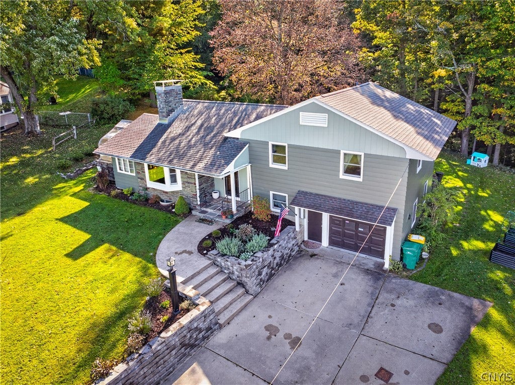 32 Forest Road