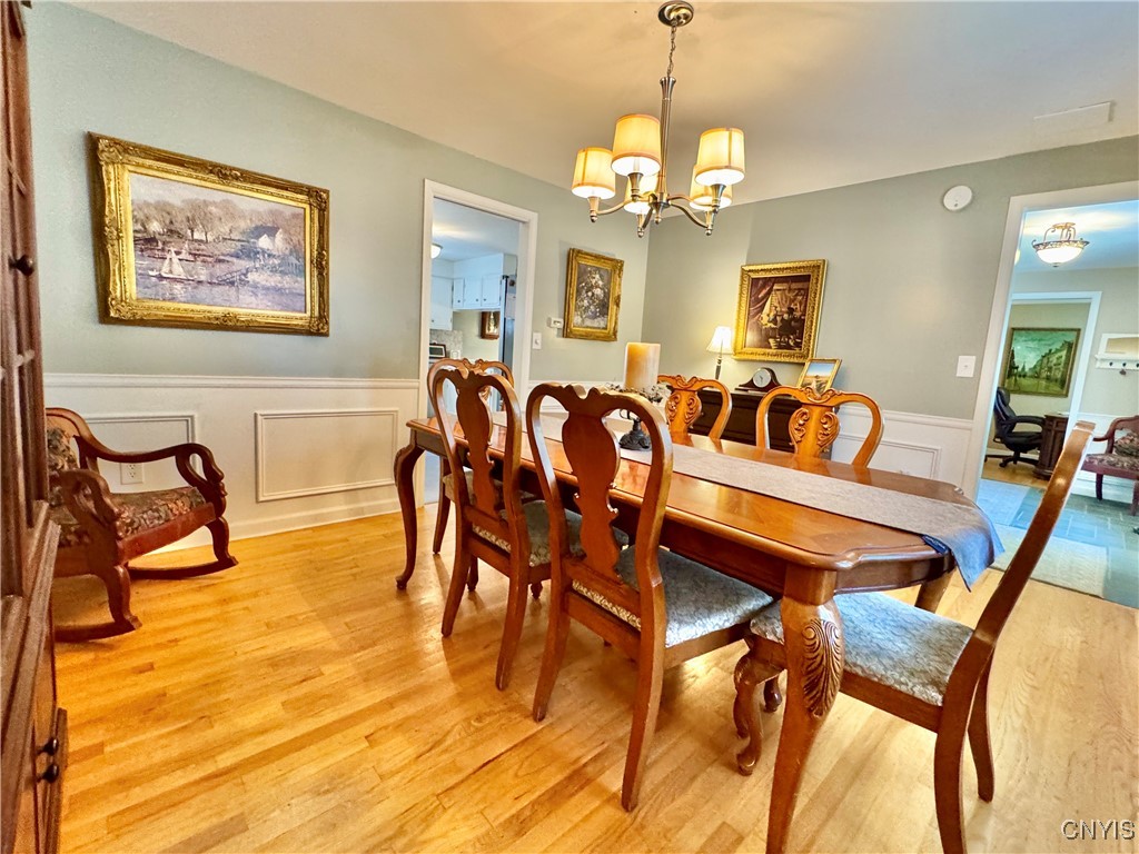 Dewitt, New York 13078, United States, 5 Bedrooms Bedrooms, ,4 BathroomsBathrooms,Residential,Active,203610