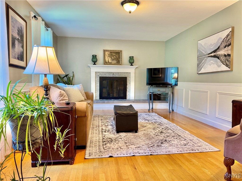 Dewitt, New York 13078, United States, 5 Bedrooms Bedrooms, ,4 BathroomsBathrooms,Residential,Active,203610