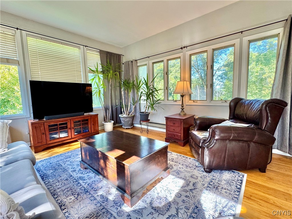 Dewitt, New York 13078, United States, 5 Bedrooms Bedrooms, ,4 BathroomsBathrooms,Residential,Active,203610