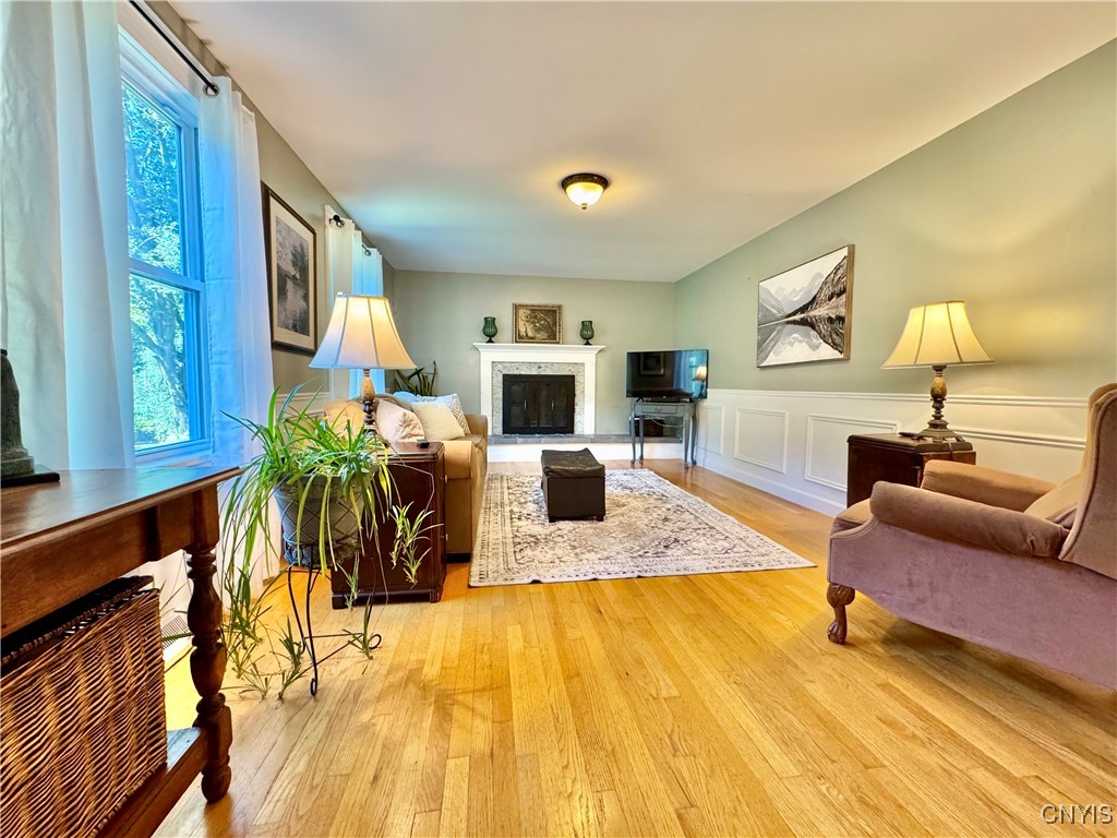 Dewitt, New York 13078, United States, 5 Bedrooms Bedrooms, ,4 BathroomsBathrooms,Residential,Active,203610