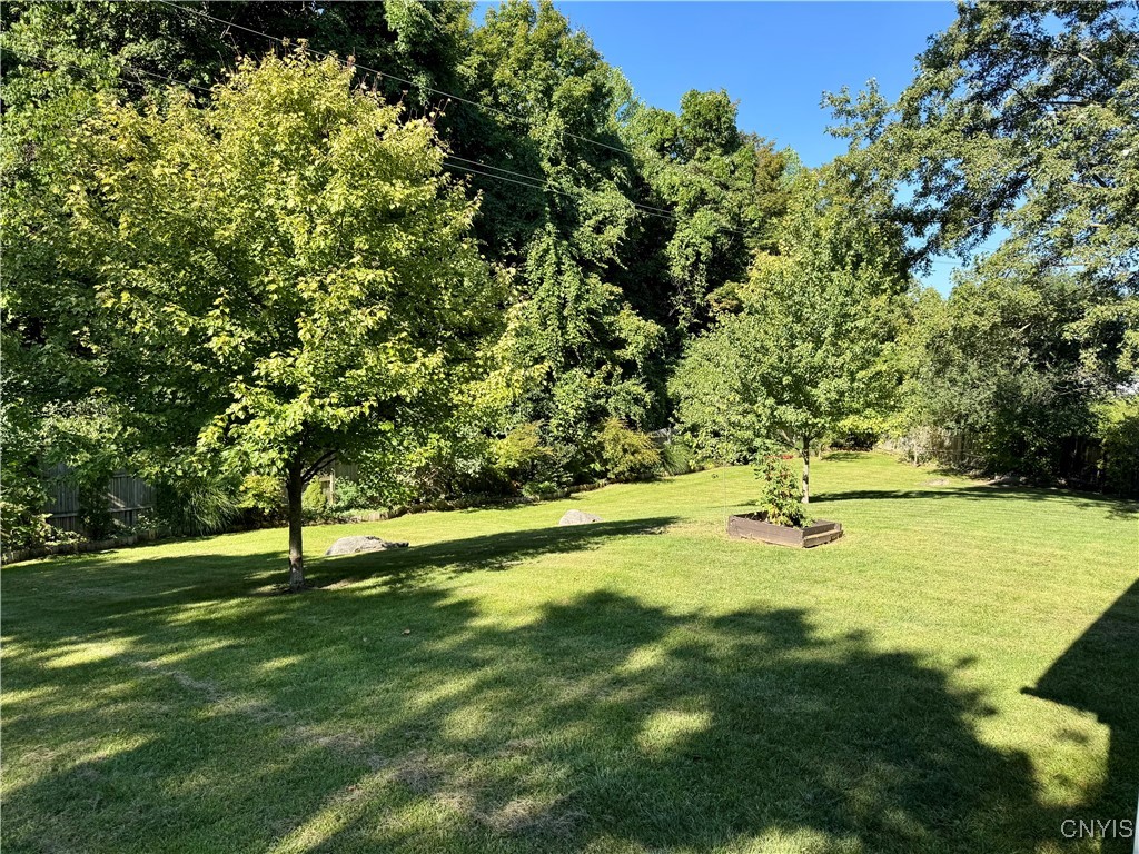 Dewitt, New York 13078, United States, 5 Bedrooms Bedrooms, ,4 BathroomsBathrooms,Residential,Active,203610