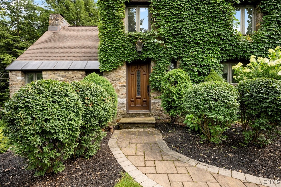 20 Sherman Circle, New Hartford, New York image 41