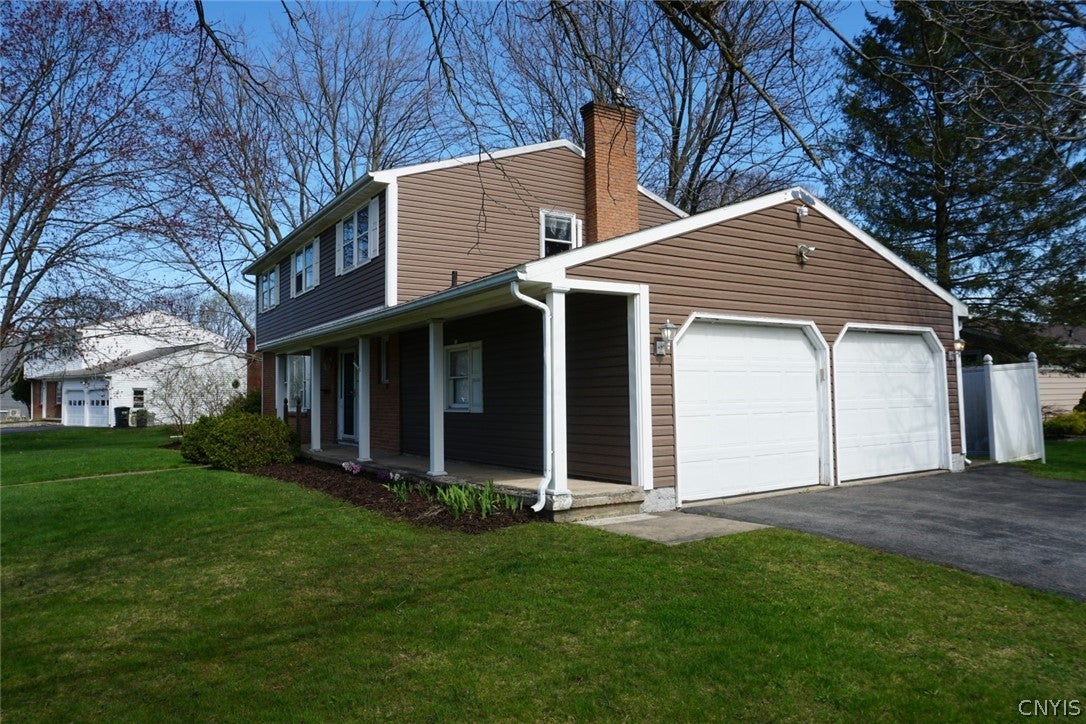 5525 Topsfield Ln