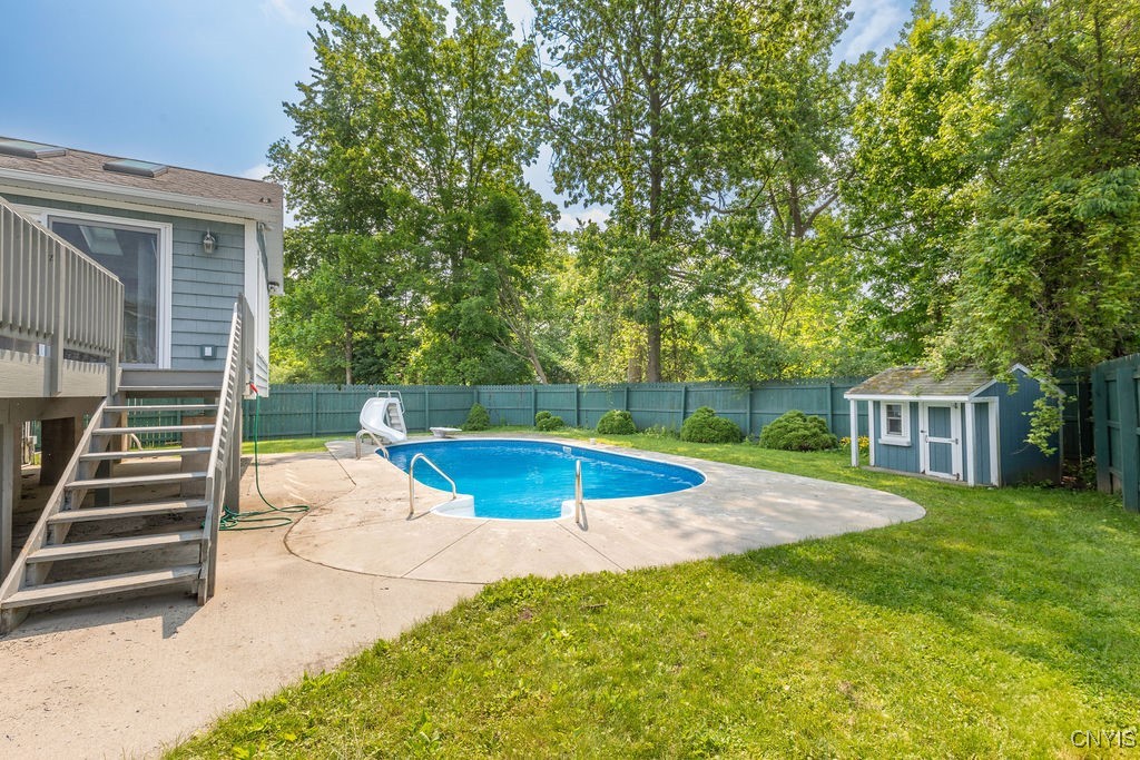 4190 Stepping Stone Lane, Clay, New York image 32