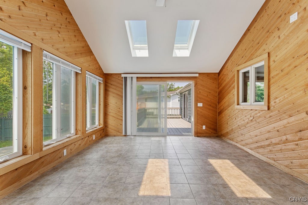 4190 Stepping Stone Lane, Clay, New York image 16
