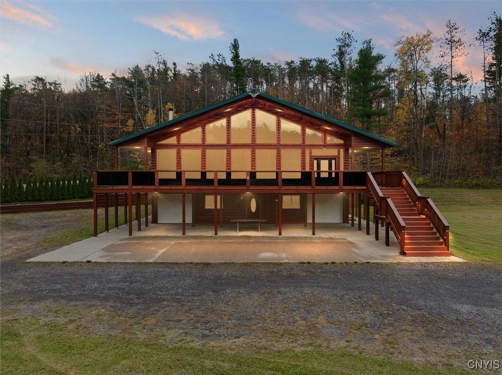 289 Twin Ponds Drive