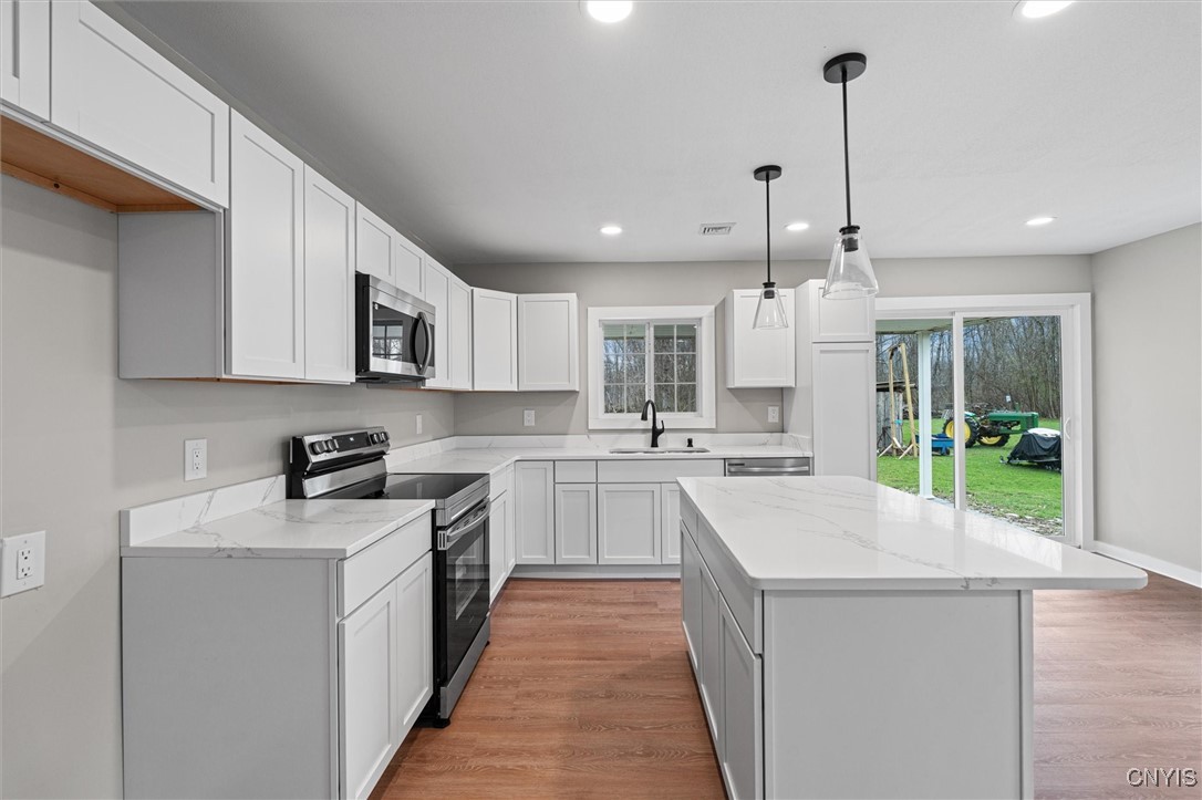 8758 Whiting Road, Cicero, New York image 22