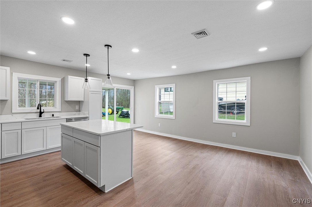8758 Whiting Road, Cicero, New York image 21