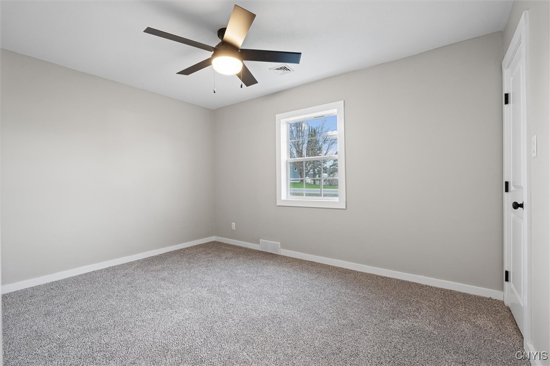 8758 Whiting Road, Cicero, New York image 11
