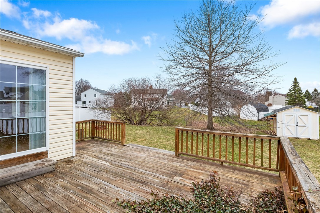 8402 Sutcliffe Drive, Clay, New York image 38
