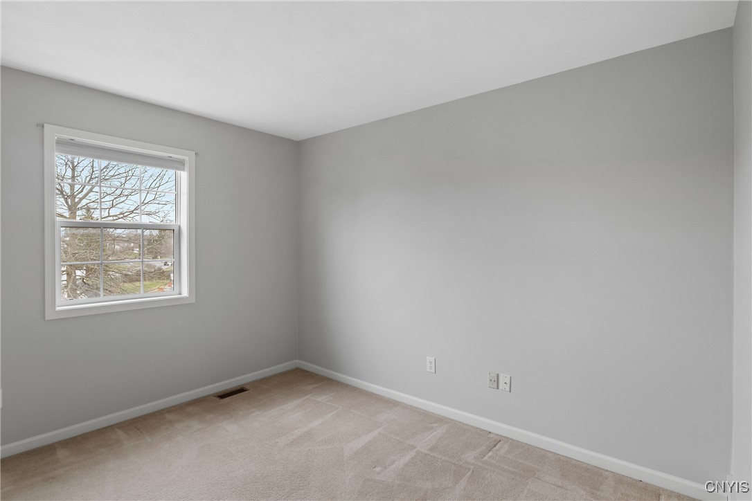 8402 Sutcliffe Drive, Clay, New York image 26