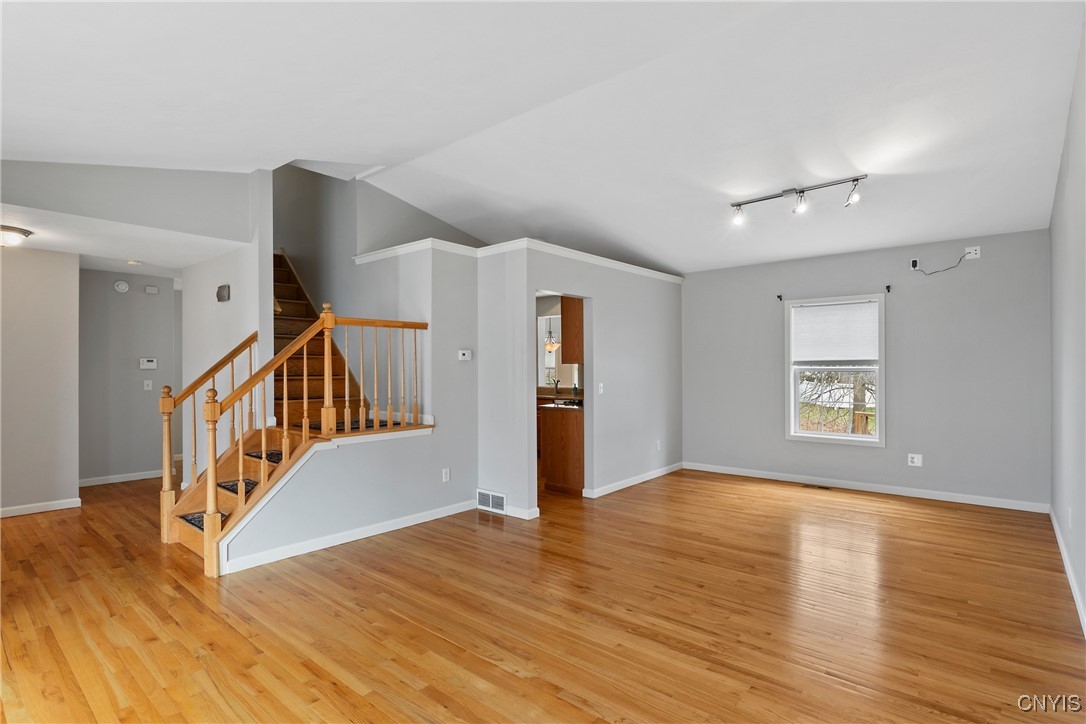 8402 Sutcliffe Drive, Clay, New York image 7