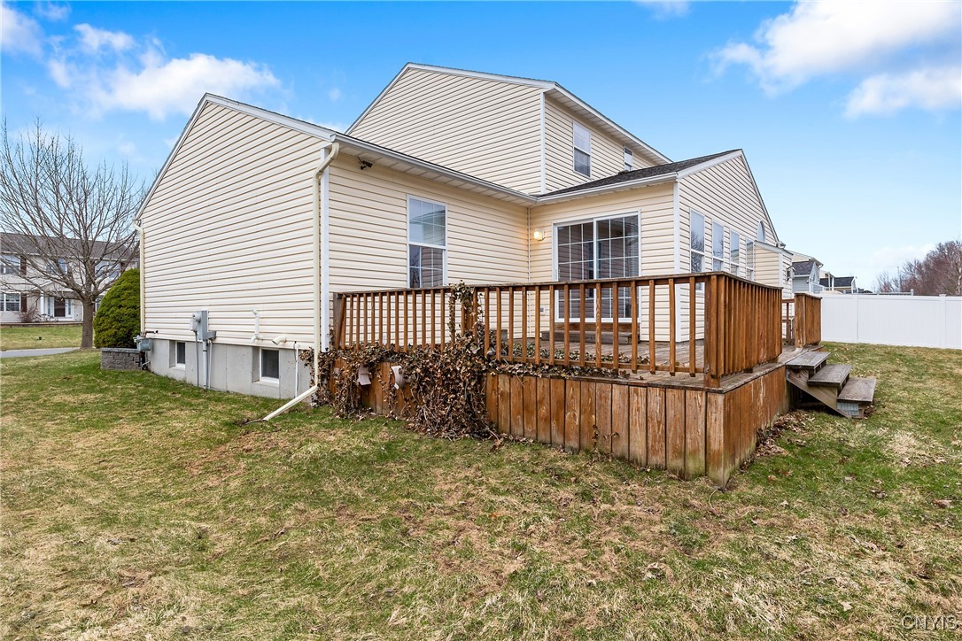 8402 Sutcliffe Drive, Clay, New York image 37
