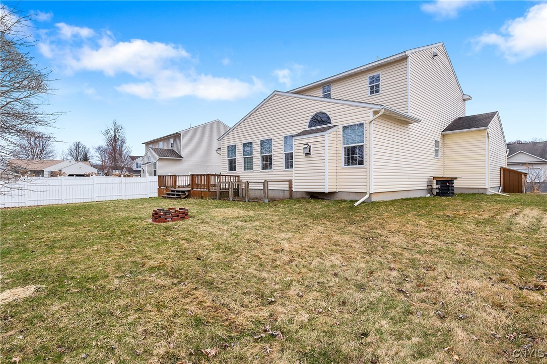 8402 Sutcliffe Drive, Clay, New York image 35