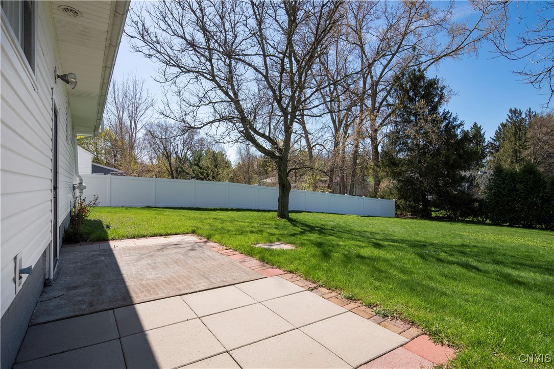 9386 Sessions Road, New Hartford, New York image 12