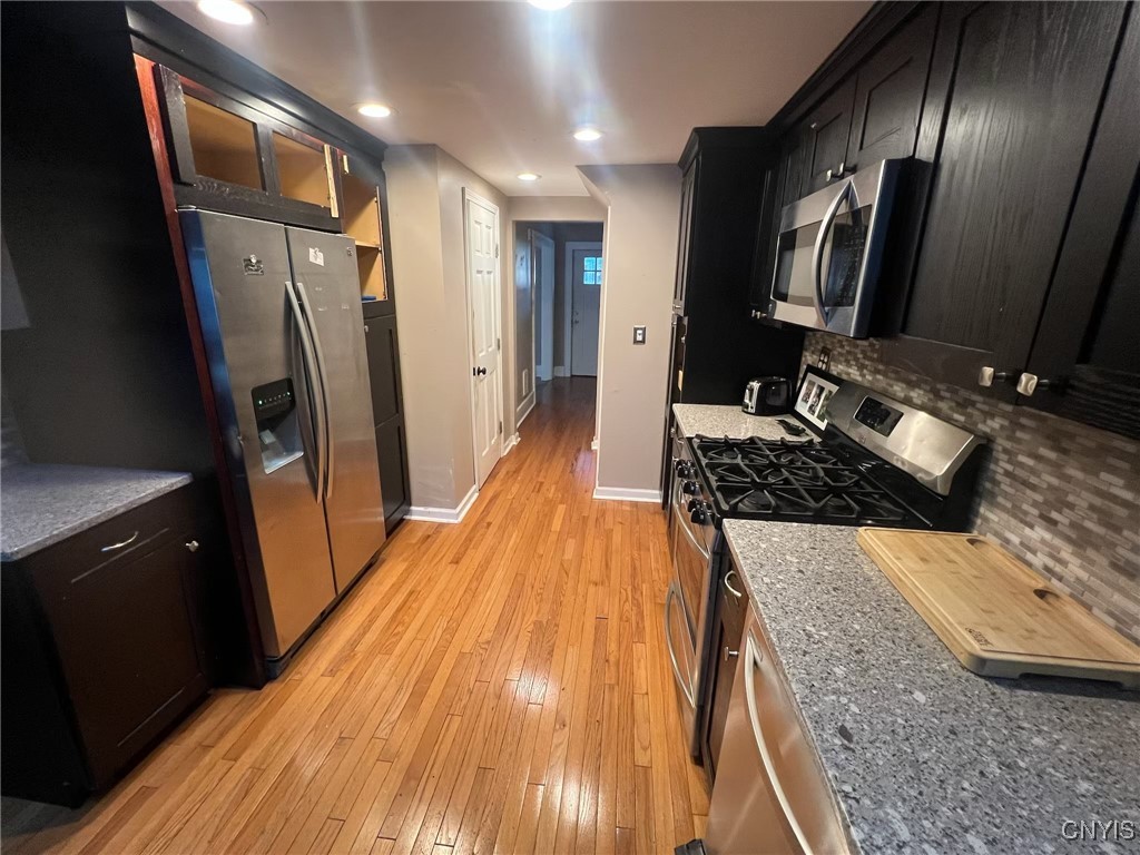 2817 Brighton Place, Utica, New York image 3