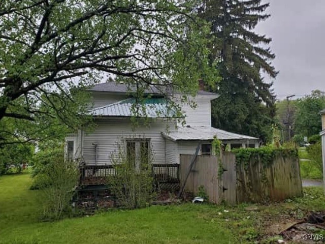 211 Vienna Street