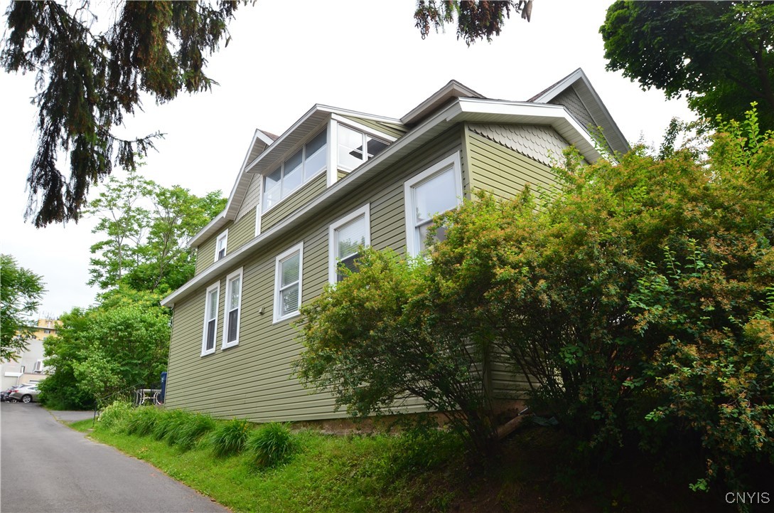 Syracuse, New York 13203, United States, 2 Bedrooms Bedrooms, ,1 BathroomBathrooms,Residential,Active,154929