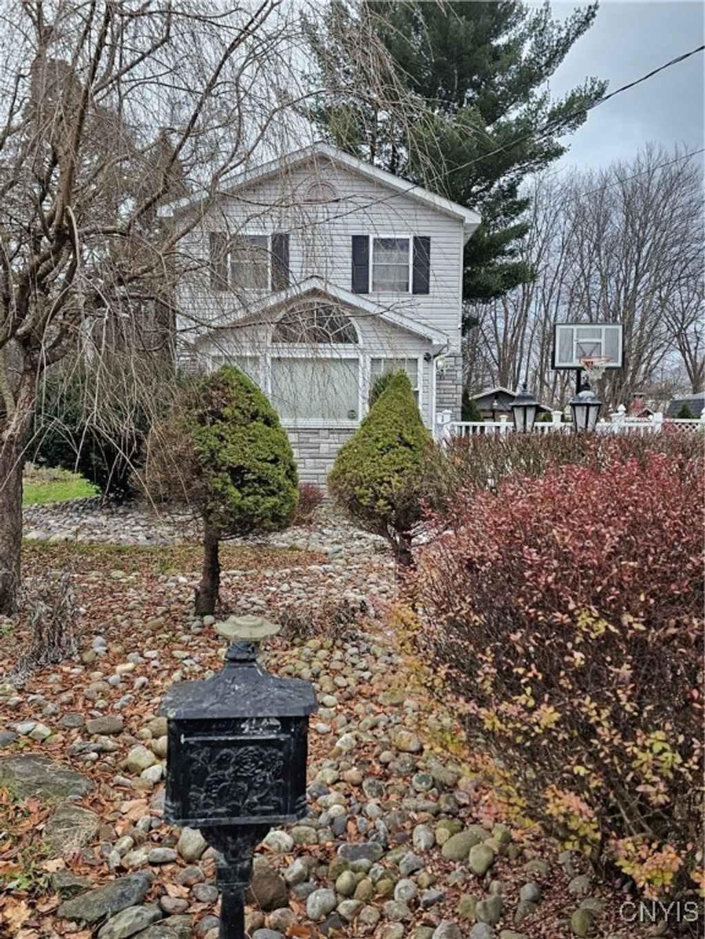 Photo of 1534 Herkimer Road, Utica, NY 13502 (MLS # S1652557)