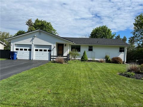 39 Elm Hill Camillus NY 13031