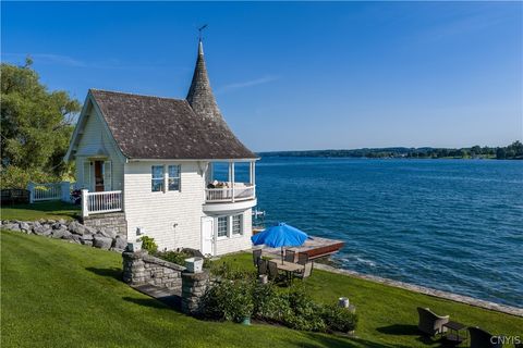 Tiny photo for 102 E Genesee Street, Skaneateles, NY 13152 (MLS # S1701327)
