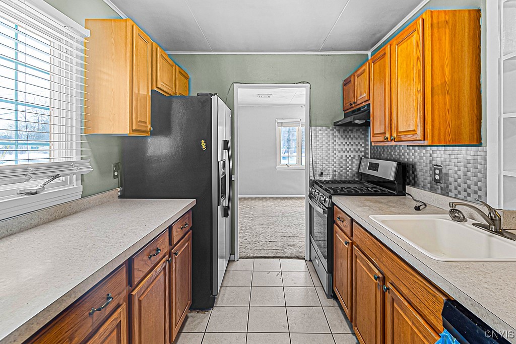 81 Oakdale Ave S Ave, New Hartford, New York image 10
