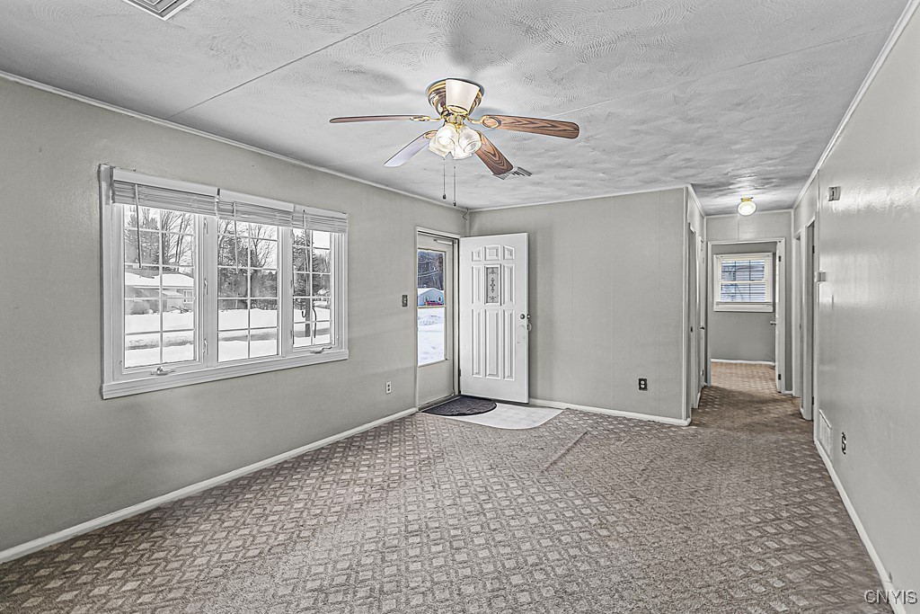 81 Oakdale Ave S Ave, New Hartford, New York image 14