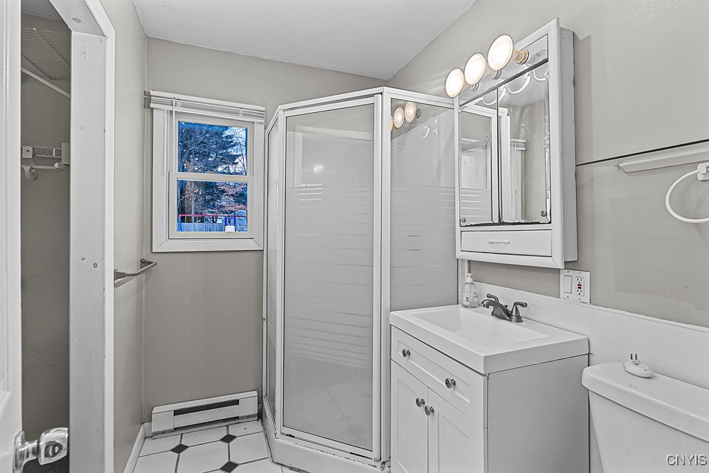 81 Oakdale Ave S Ave, New Hartford, New York image 26