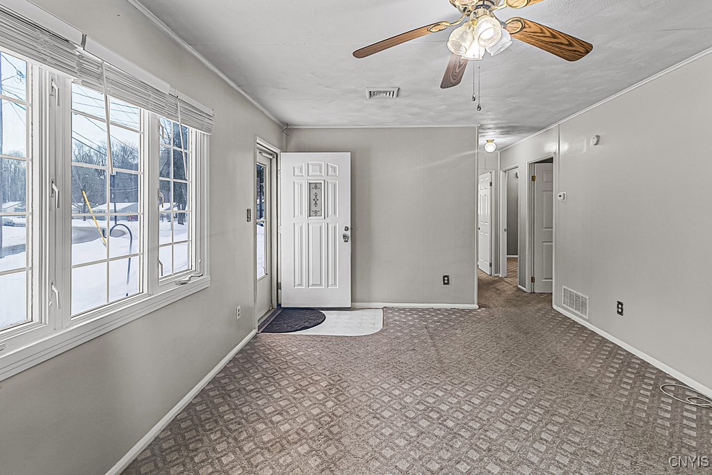 81 Oakdale Ave S Ave, New Hartford, New York image 15