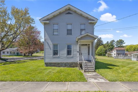 Homes For Sale - 270 E 10th Street<br/> Oswego, NY 13126