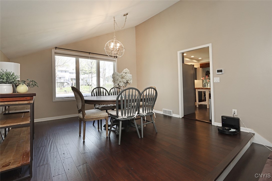 8228 Verbeck Drive, Manlius, New York image 6