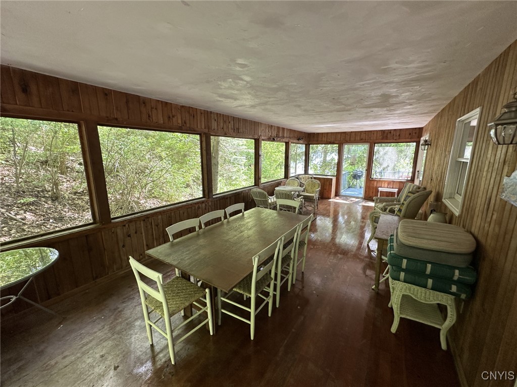 388 Dolphin Point Lane, Niles, New York image 12