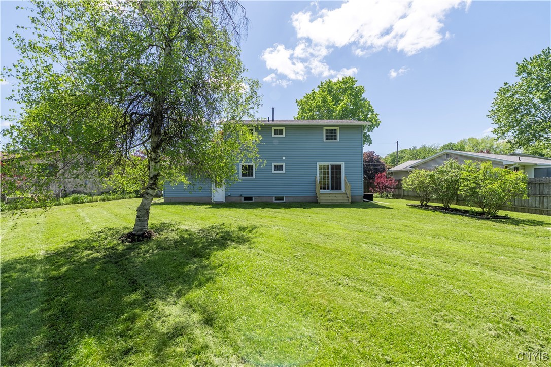 107 Rosewood Dr Dr, Clay, New York image 33
