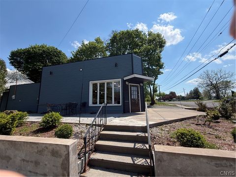 Photo of 104 Chapman Avenue, Auburn, NY 13021 (MLS # S1683436)