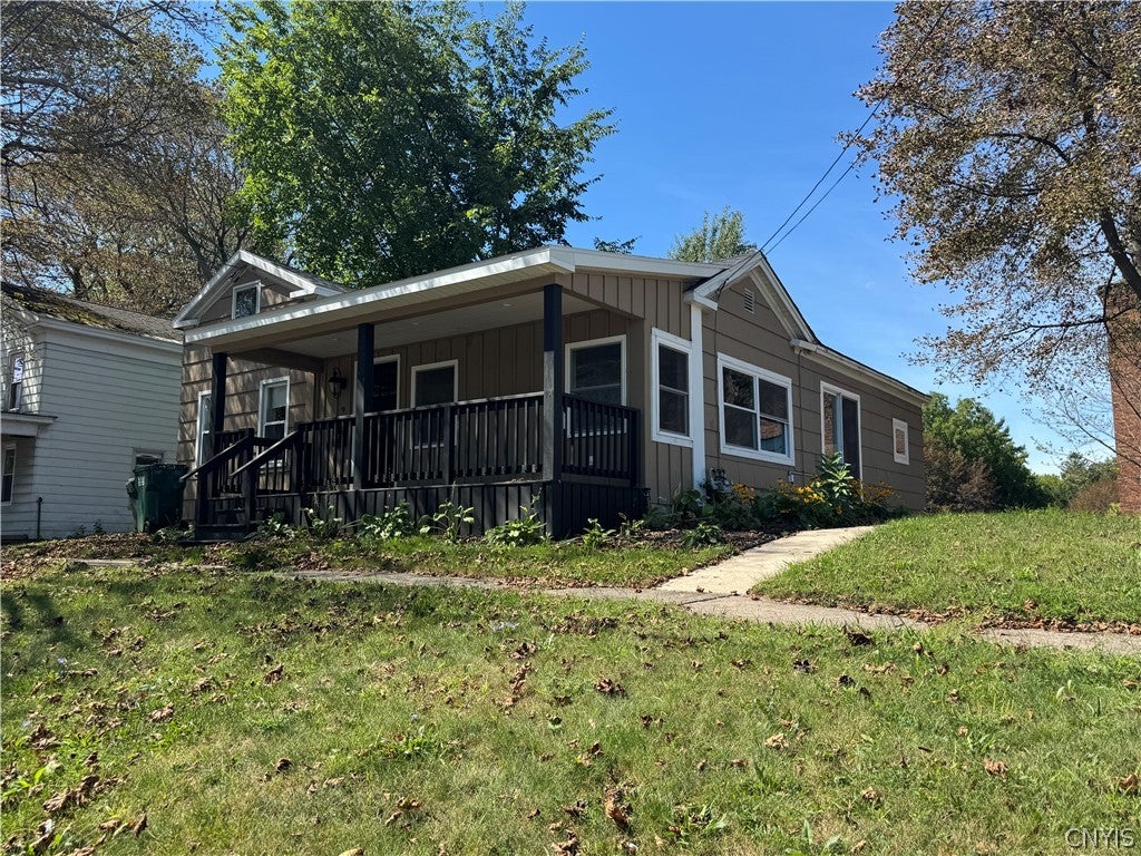 9 Ellen Street