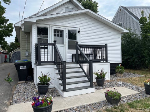 Apartment For Rent - 113 Brookline Road<br/> Salina, NY 13208