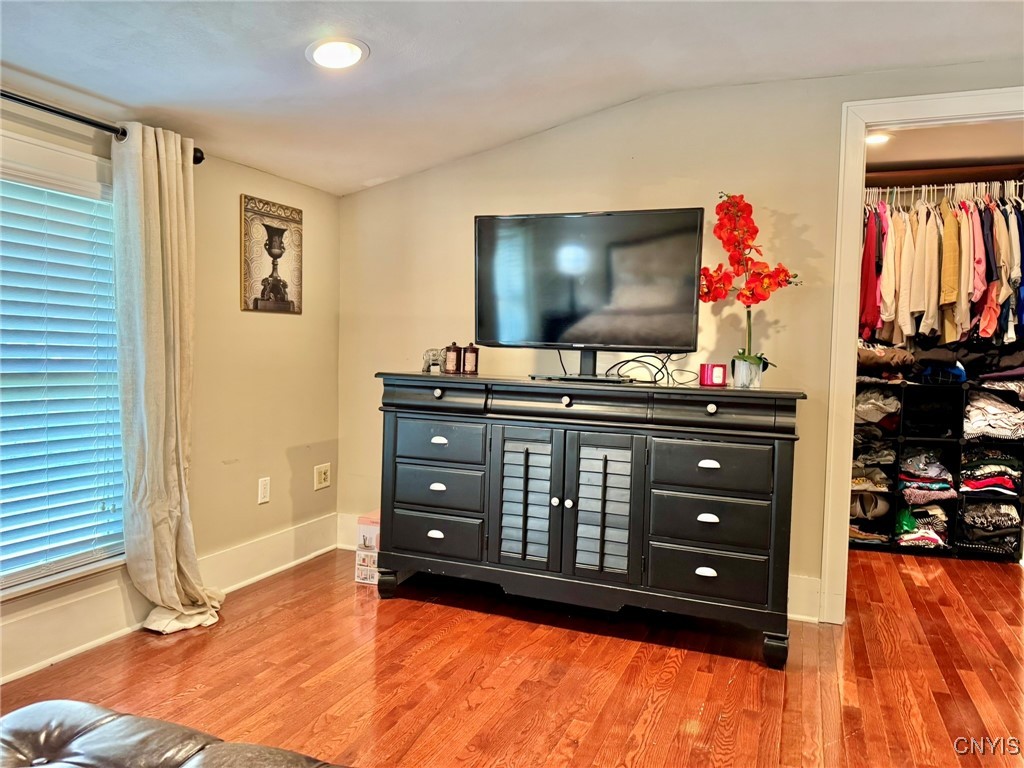 Salina, New York 13211, United States, 4 Bedrooms Bedrooms, ,2 BathroomsBathrooms,Residential,Pending,120314