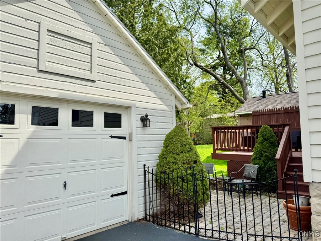 Salina, New York 13211, United States, 4 Bedrooms Bedrooms, ,2 BathroomsBathrooms,Residential,Pending,120314