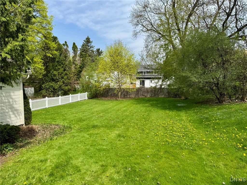 Salina, New York 13211, United States, 4 Bedrooms Bedrooms, ,2 BathroomsBathrooms,Residential,Pending,120314