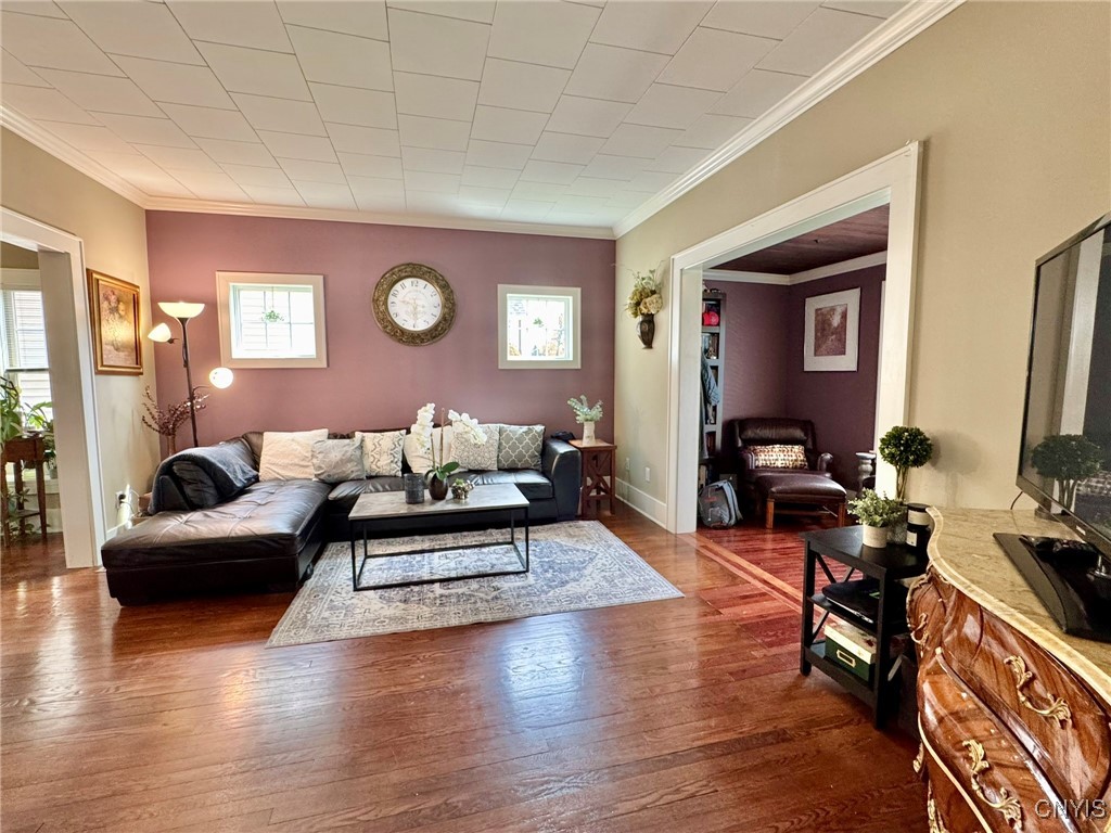 Salina, New York 13211, United States, 4 Bedrooms Bedrooms, ,2 BathroomsBathrooms,Residential,Pending,120314