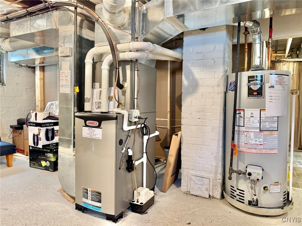 Salina, New York 13211, United States, 4 Bedrooms Bedrooms, ,2 BathroomsBathrooms,Residential,Pending,120314